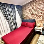 فندق Taksim Pera Golden 3*