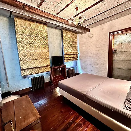 Taksim Pera Golden Hotel