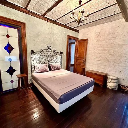 Hotel Taksim Pera Golden 3*