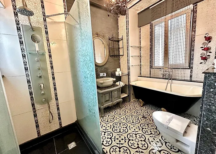 Hotel Taksim Pera Golden